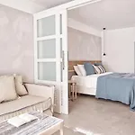 Atlantica Marmari Palace מלון 5*