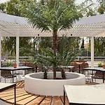 Atlantica Marmari Palace ホテル