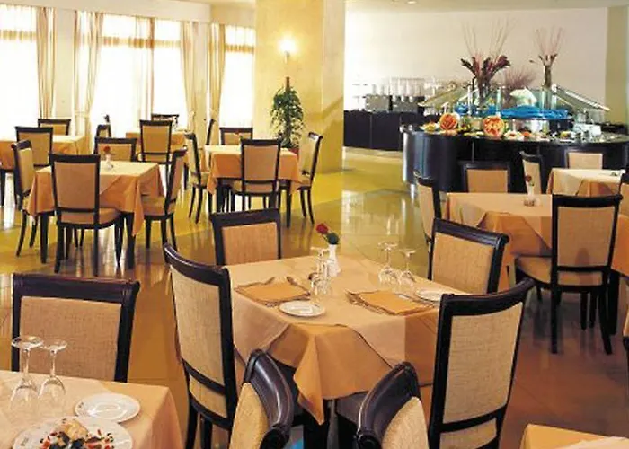 Atlantica Marmari Palace Otel 5*